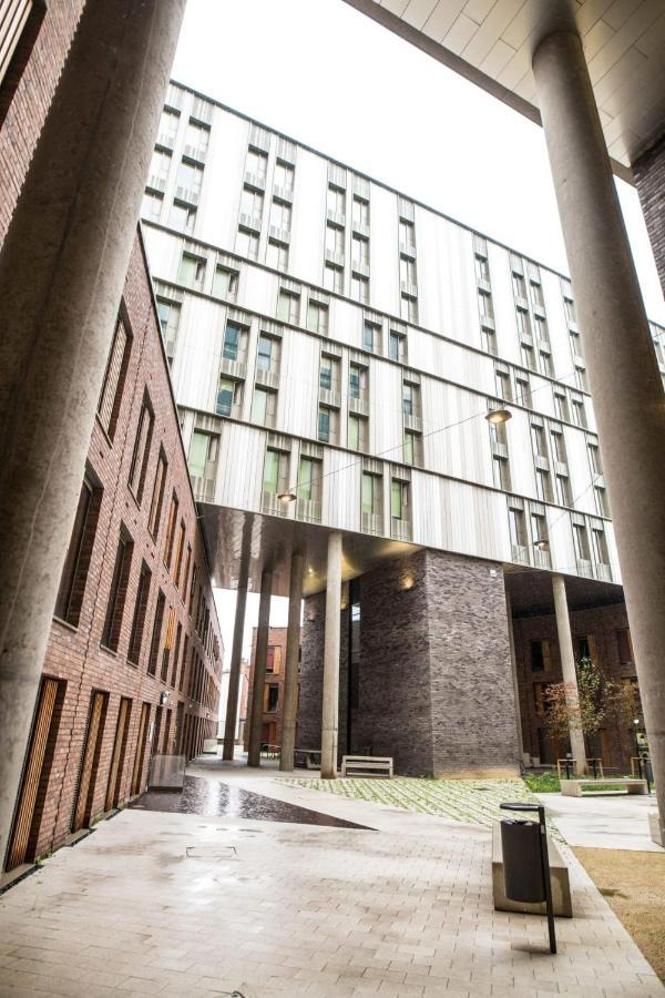 Paradise Village Coventry Exterior photo
